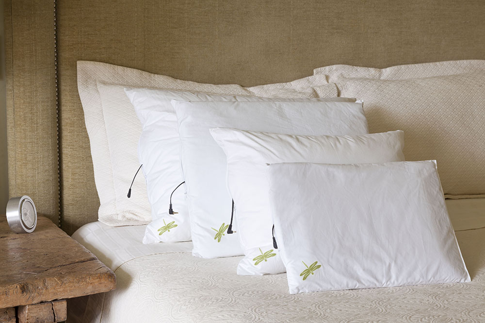 dreampad pillows bed
