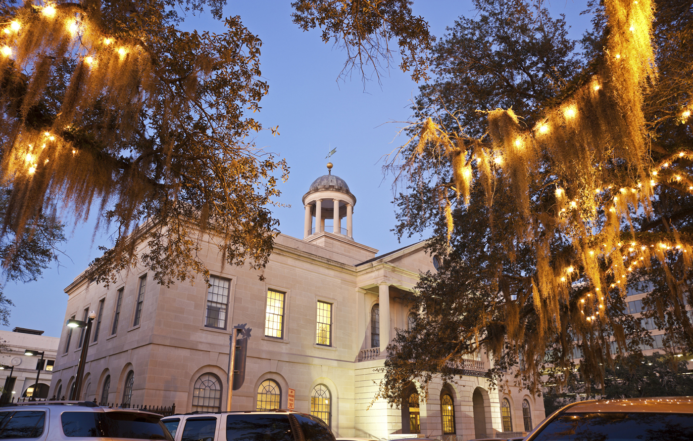 Courthouse in downtown Tallahassee, Florida, USA
