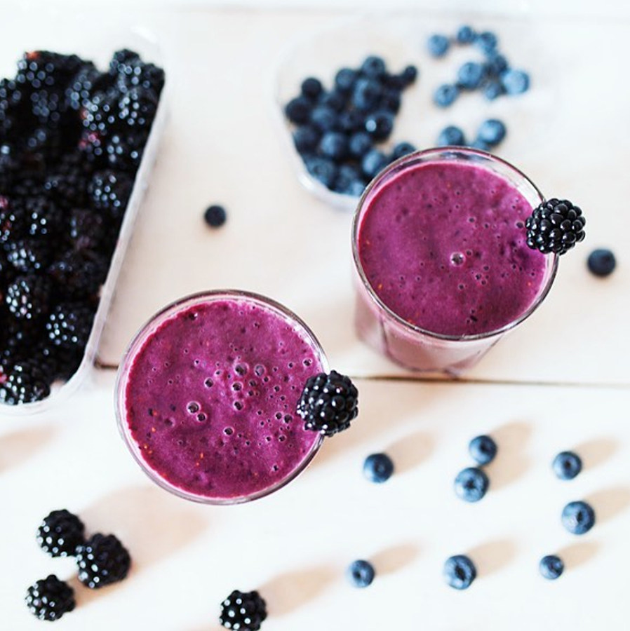 Blueberry Matcha Cooler by Raw Generation